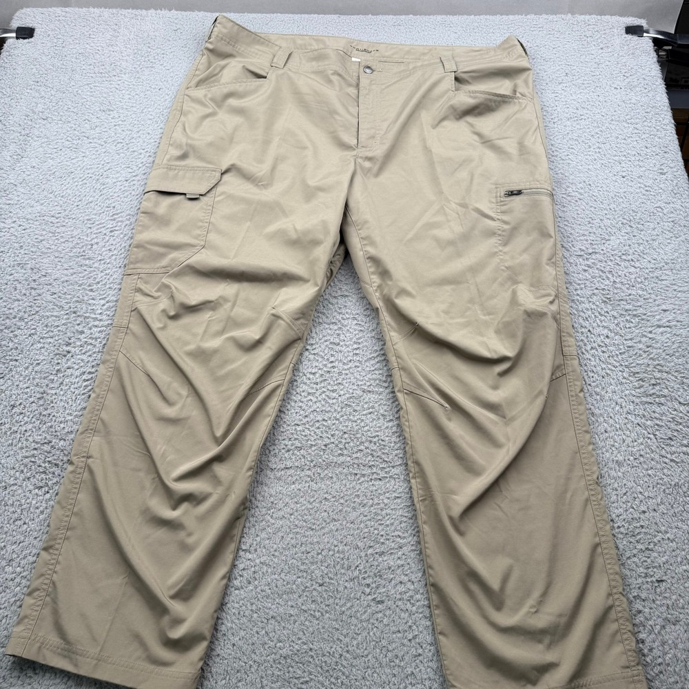 Columbia Cargo Pants Mens 46x30 Beige Good Omni-Shade Sun Protection Hiking
